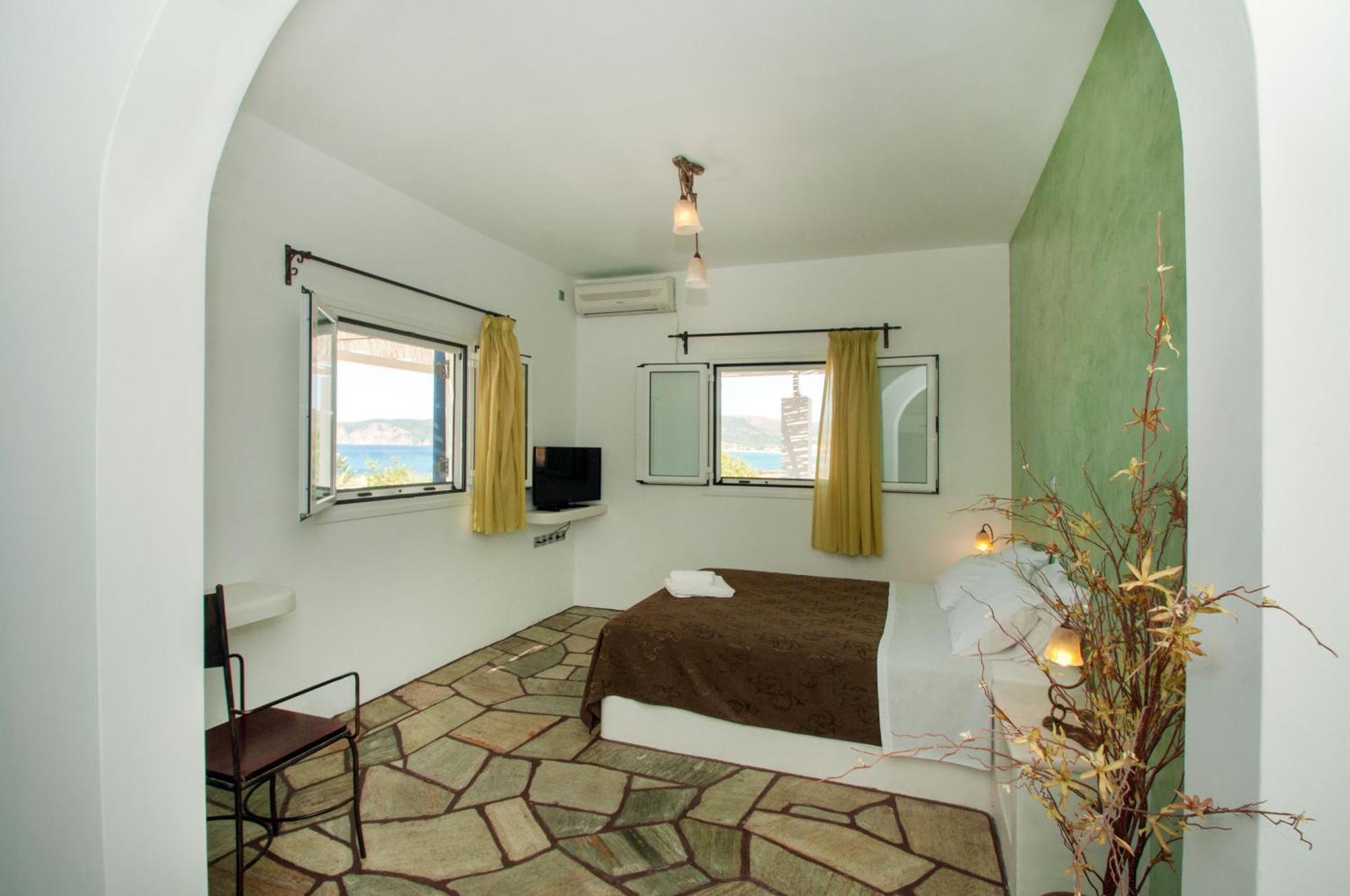 Anemes Aparthotel Avlemonas Ruang foto
